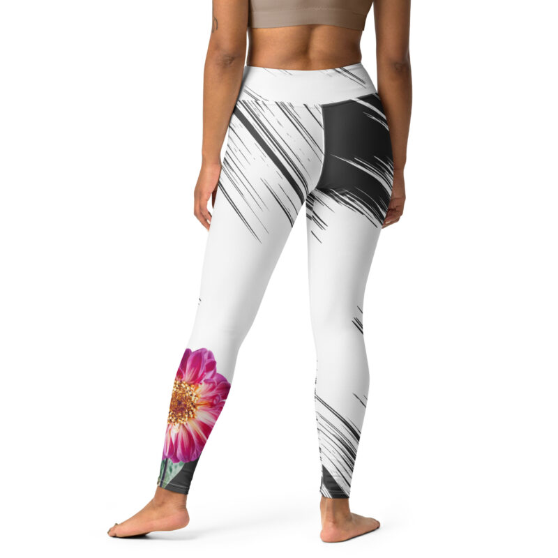 Zinnia – Yoga Leggings – XS (back view)