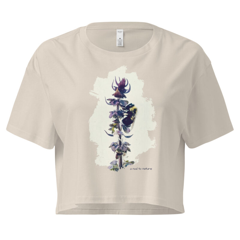 Bee & Basil – Crop Tee Bee & Basil – Crop Tee – Bone (front view)
