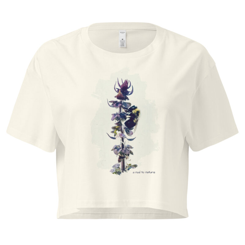 Bee & Basil – Crop Tee Bee & Basil – Crop Tee – Bone (front view)