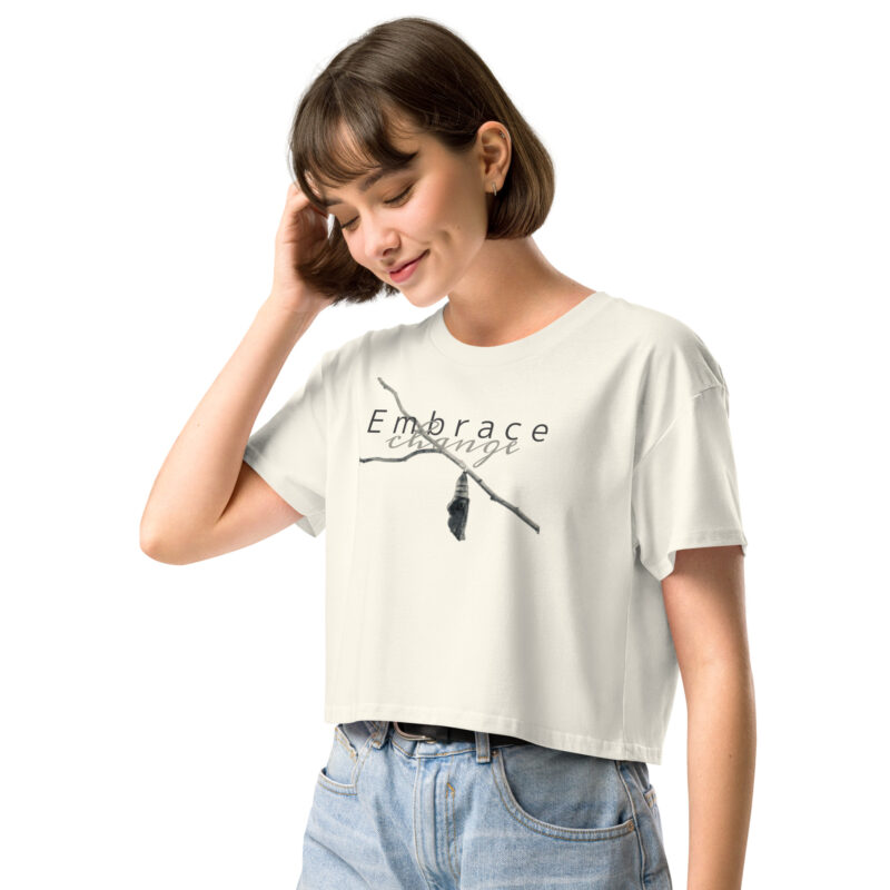 Embrace Change crop tee – Bone