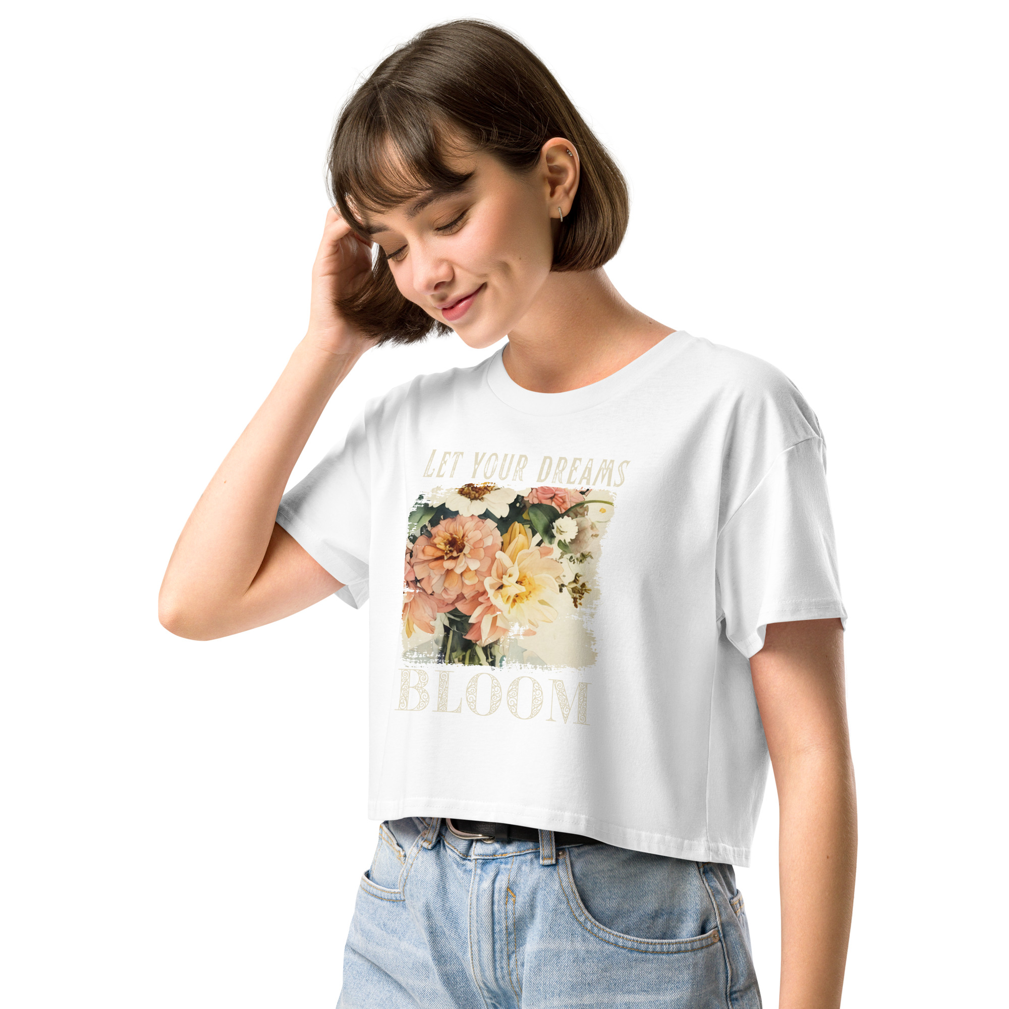 Sunlit Bloom Sunlit Bloom crop tee – Ecru (front view)