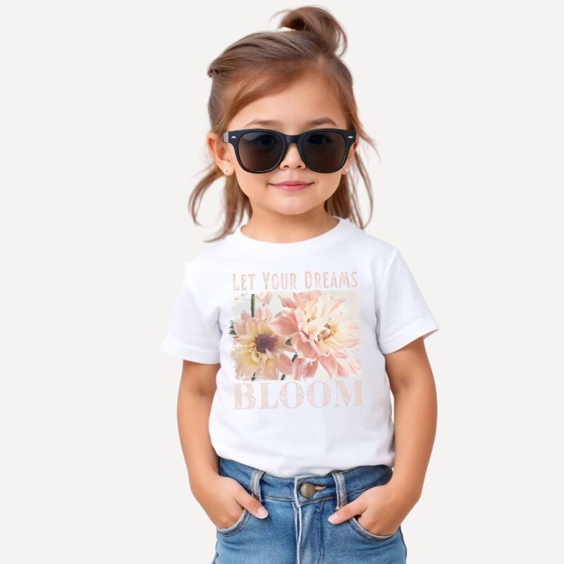 Dreams Bloom – Soft Blush kids' t-shirt – Black
